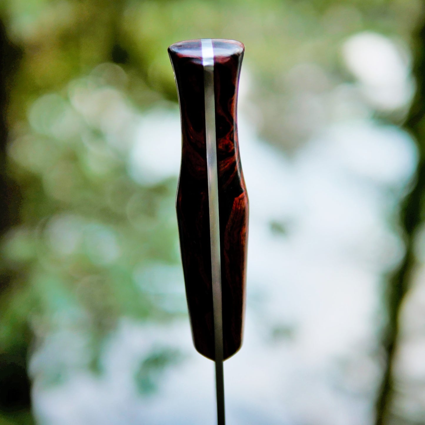 Explorer: 3V, Ironwood with Red G10 Liners