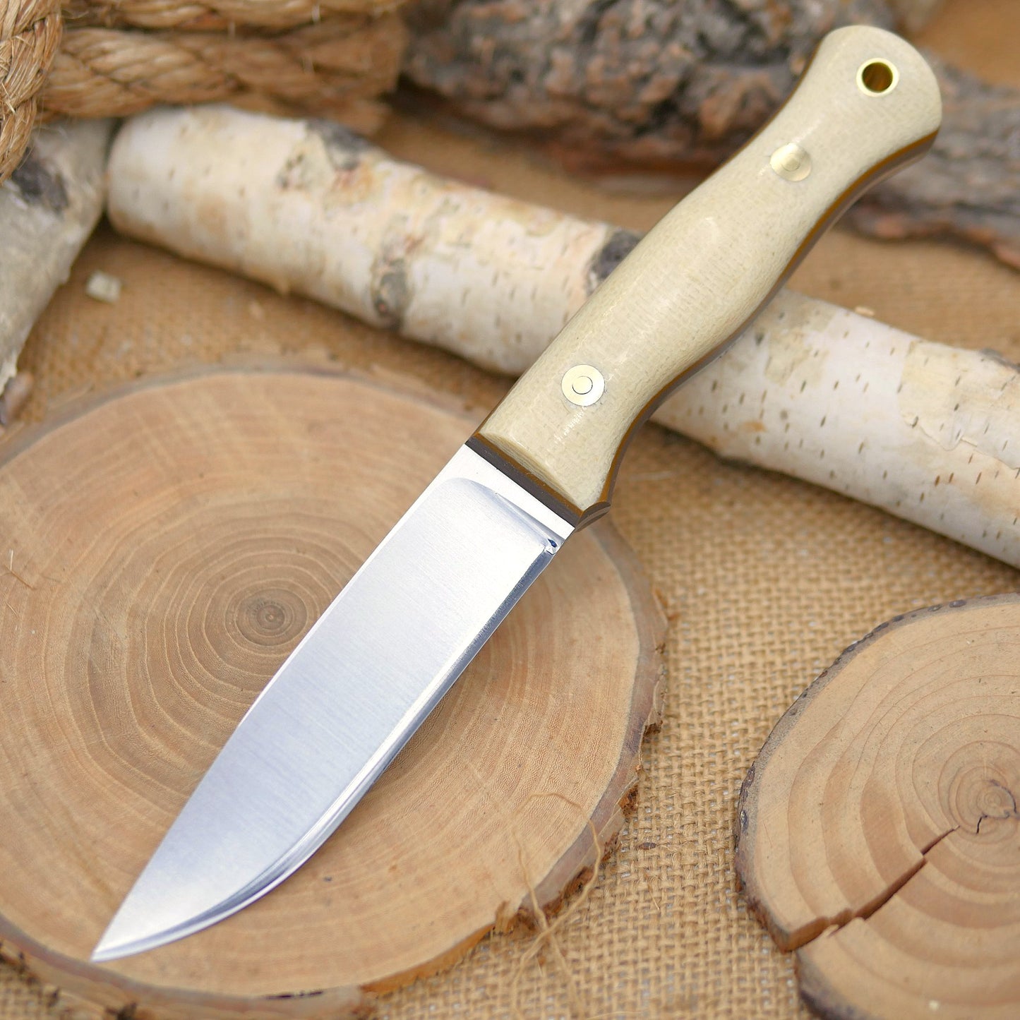 Explorer: Jute Micarta, Coyote & Earth Brown Liners