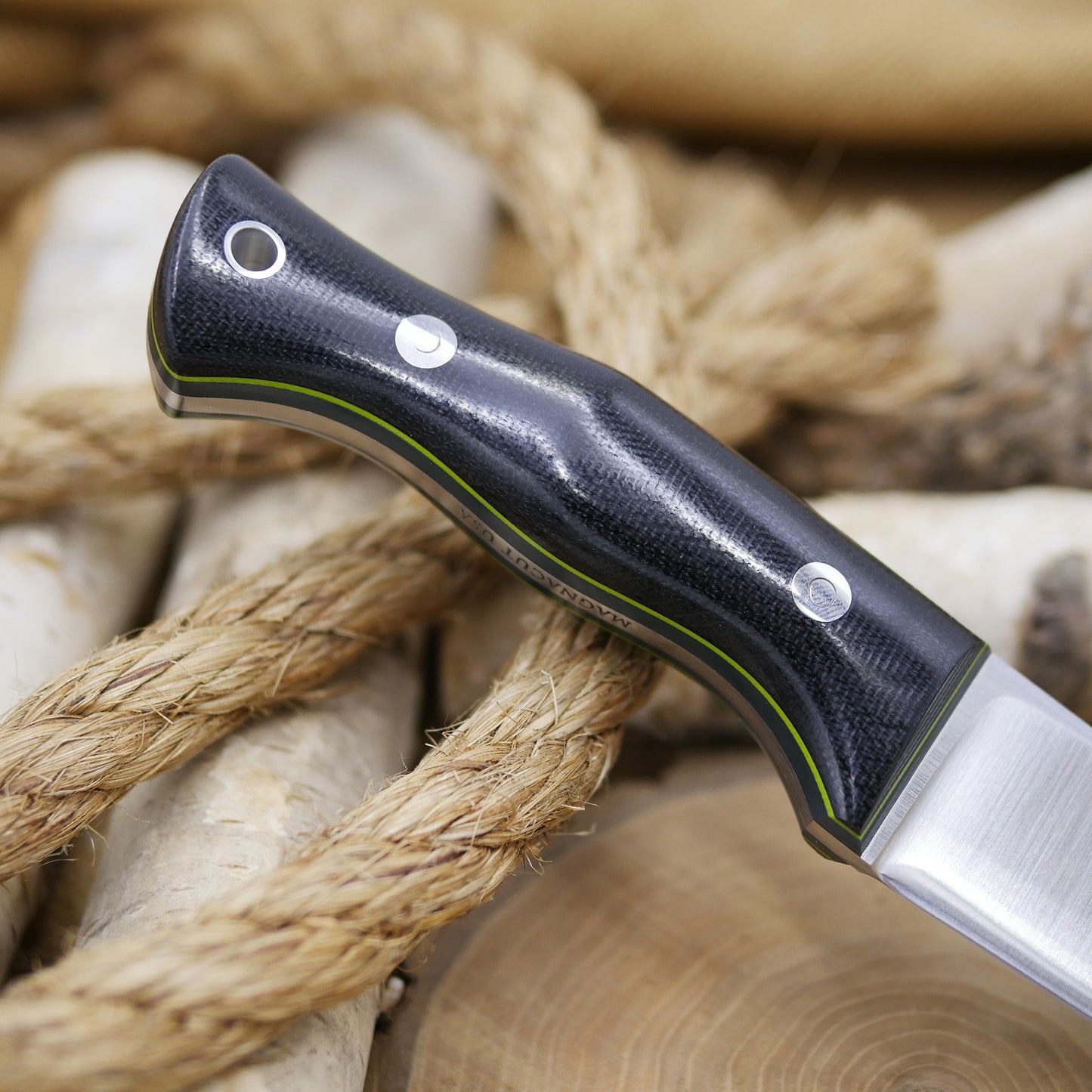 Tradesman: Black Canvas Micarta, Forest & Toxic Green G10 Liners