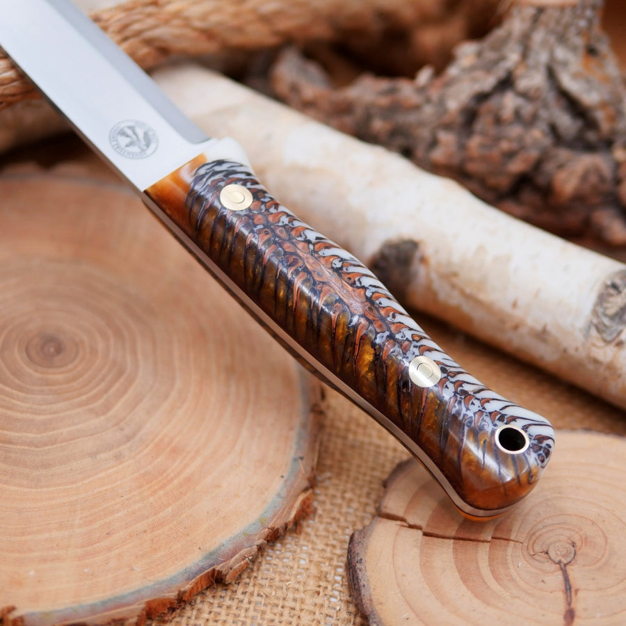 Explorer: 3V, Cast Pine Cone