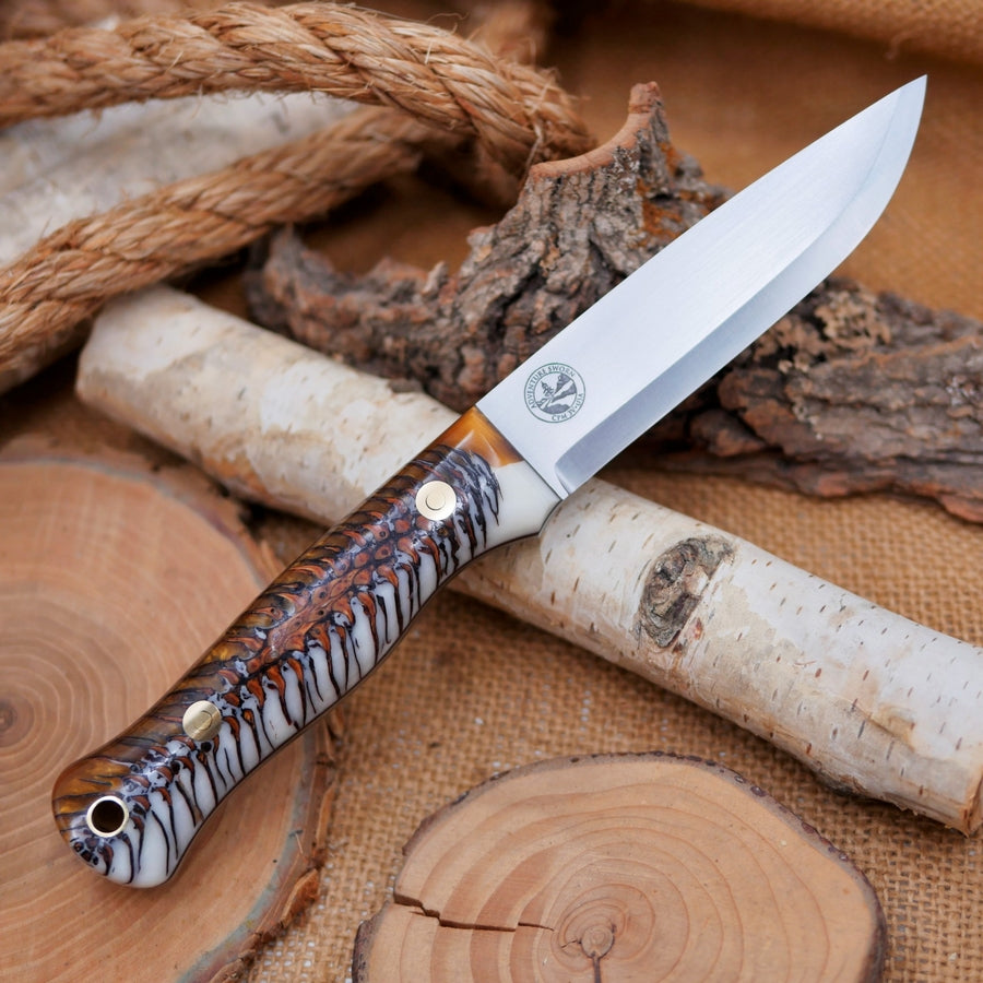 Explorer: 3V, Cast Pine Cone