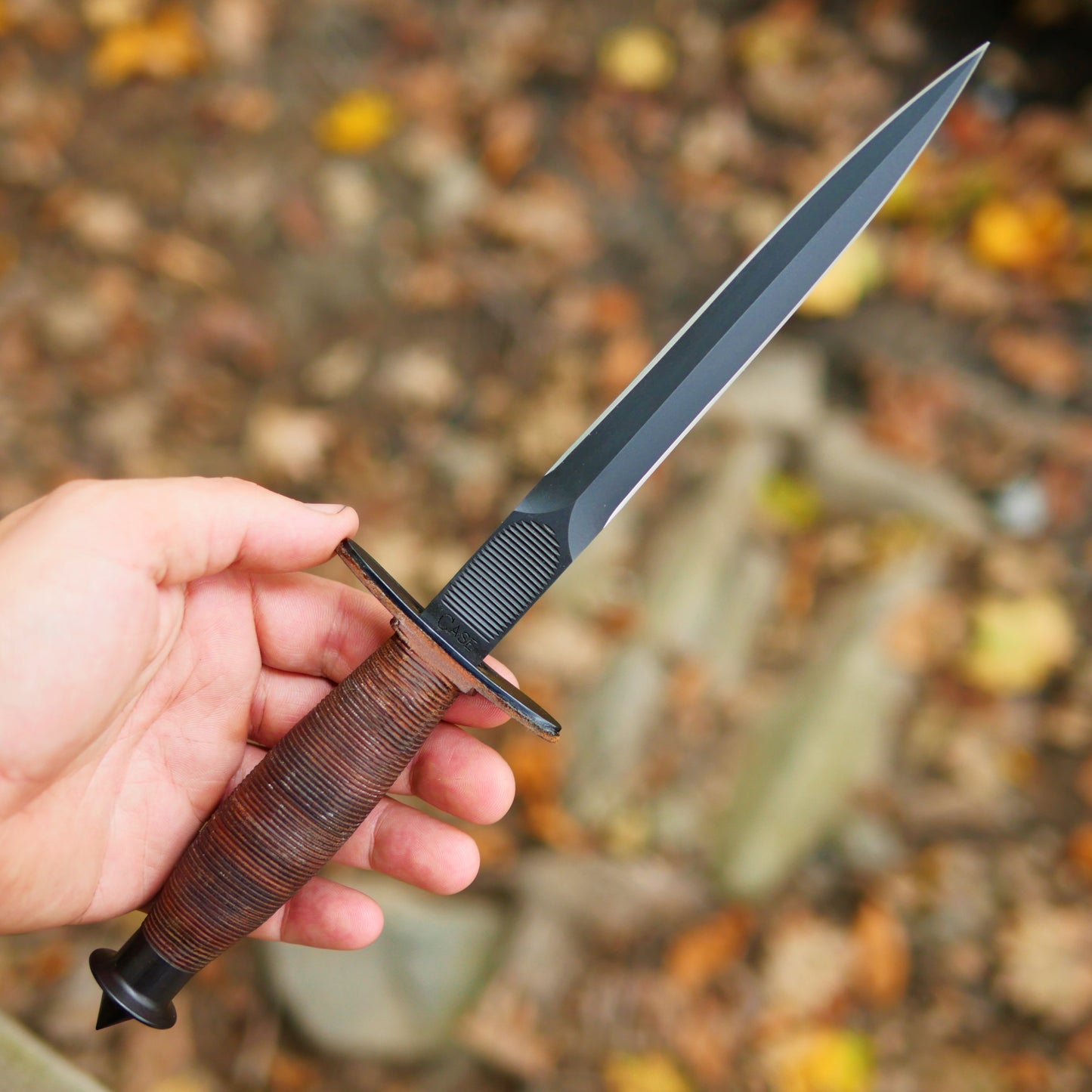 Case V-42 Stiletto Military Commemorative Knife