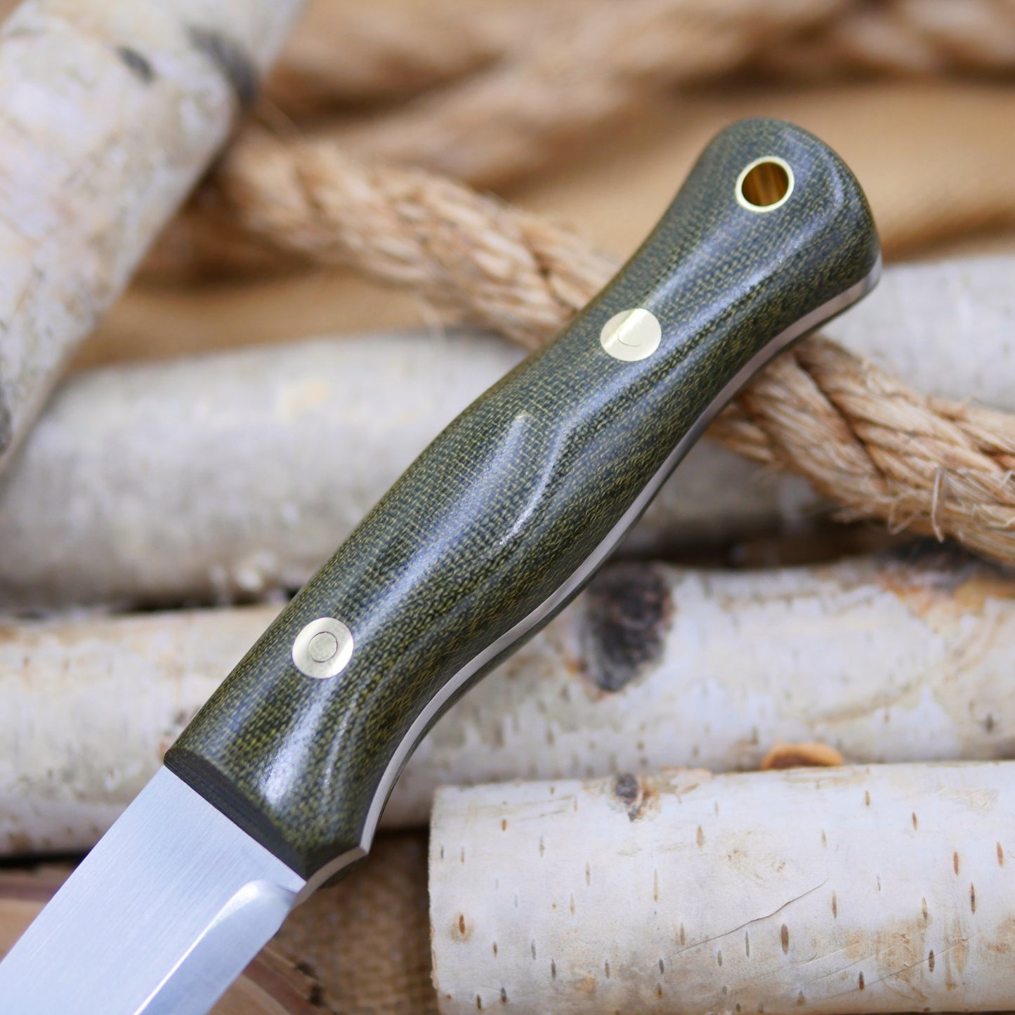 Mountaineer 3V: Green Canvas Micarta