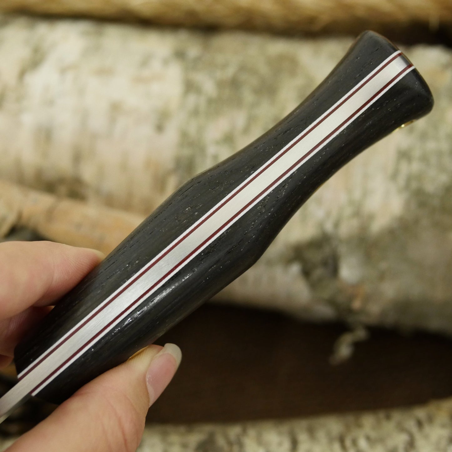 Mountaineer : Bog Oak, Red & White G10 Liners