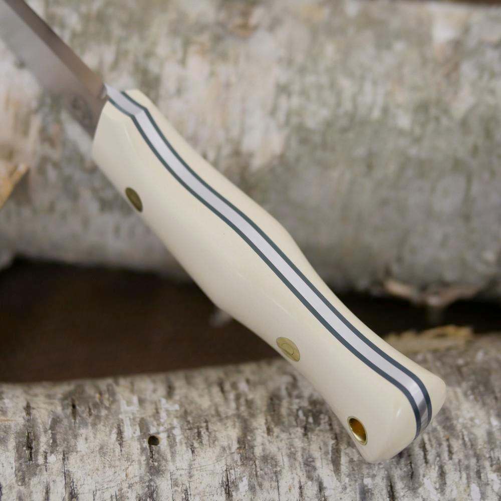 Mountaineer: Ivory Paper & Forest Green G10