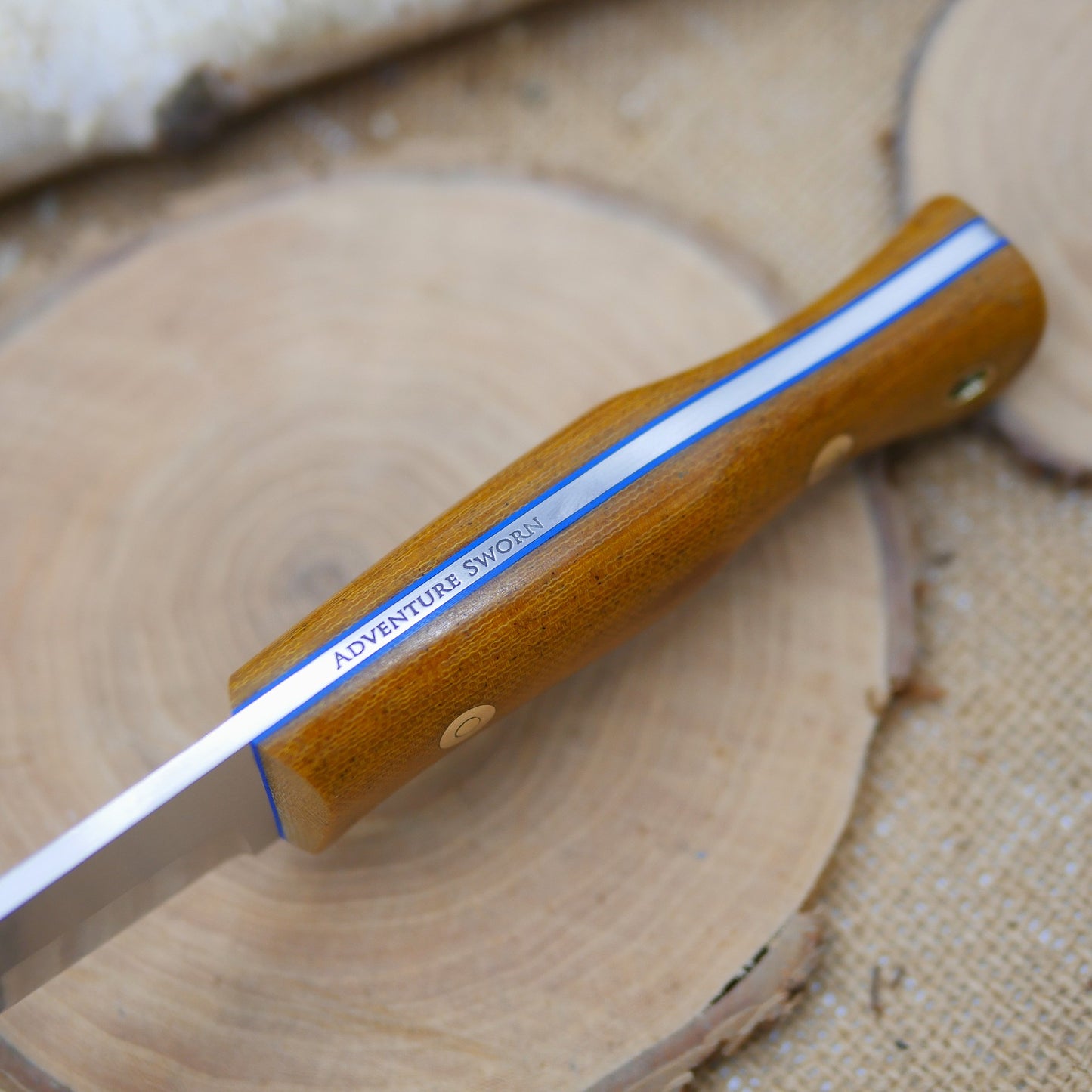 [In-Stock] Tradesman: Brown Canvas Micarta & Blue G10 Liners