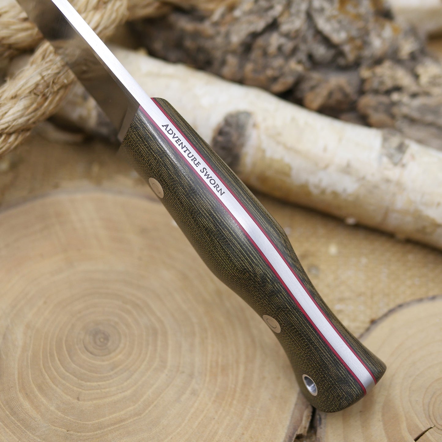 Tradesman: Green Canvas Micarta & Red Liners