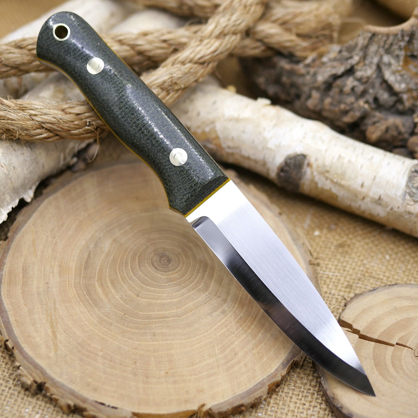 Classic: Evergreen Burlap and Yellow Liners