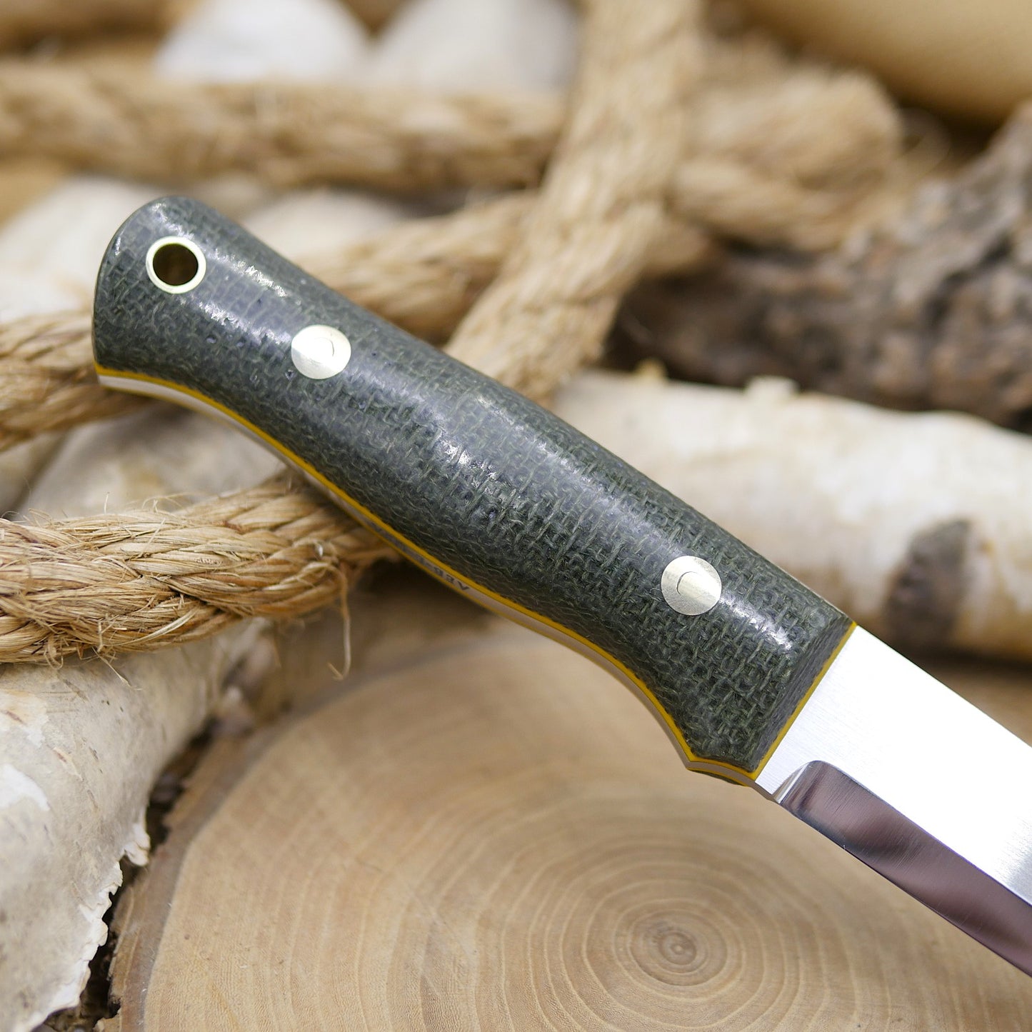 Classic: Evergreen Burlap and Yellow Liners