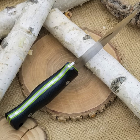 Classic: Black Richlite over Toxic Green G10 (r-series)