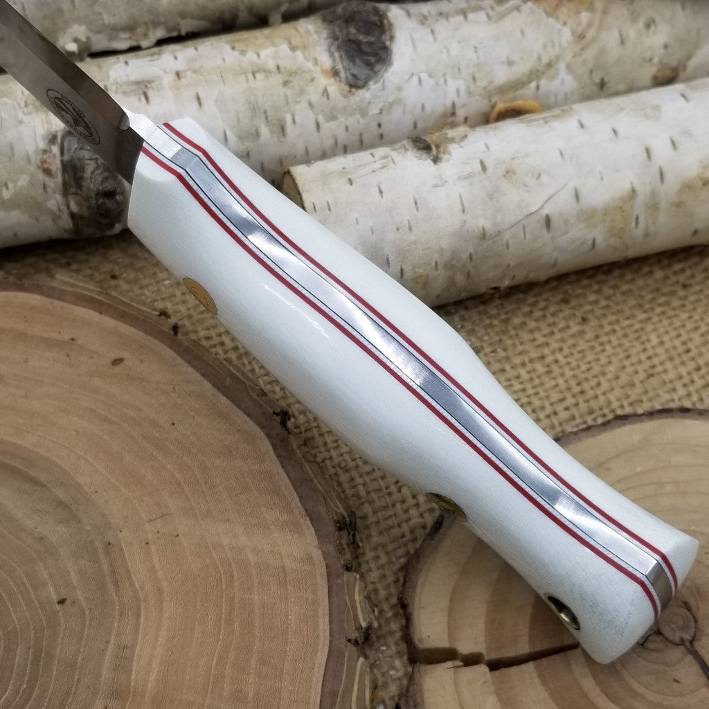 Classic: White G10, red and white liners