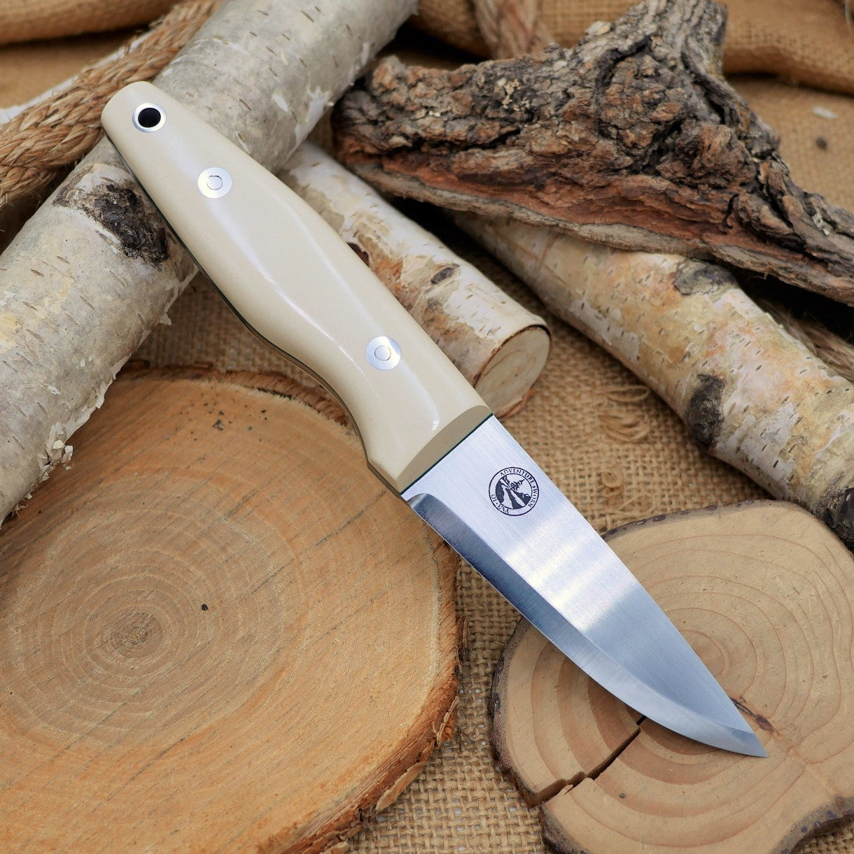 Woodsman: Ivory paper & kelly green liners