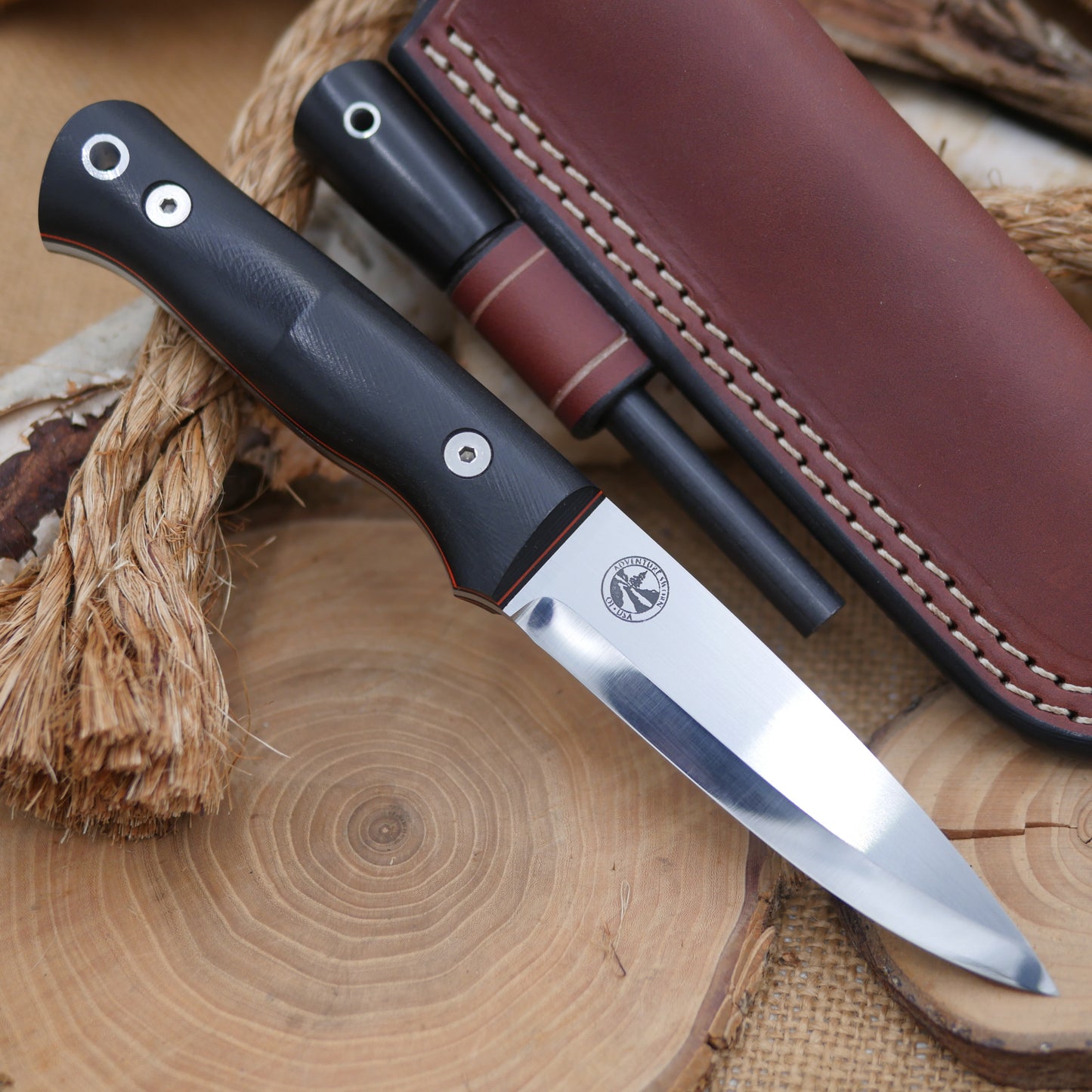 Classic [R]: O1, Black Richlite, Orange & Black G10 Liners