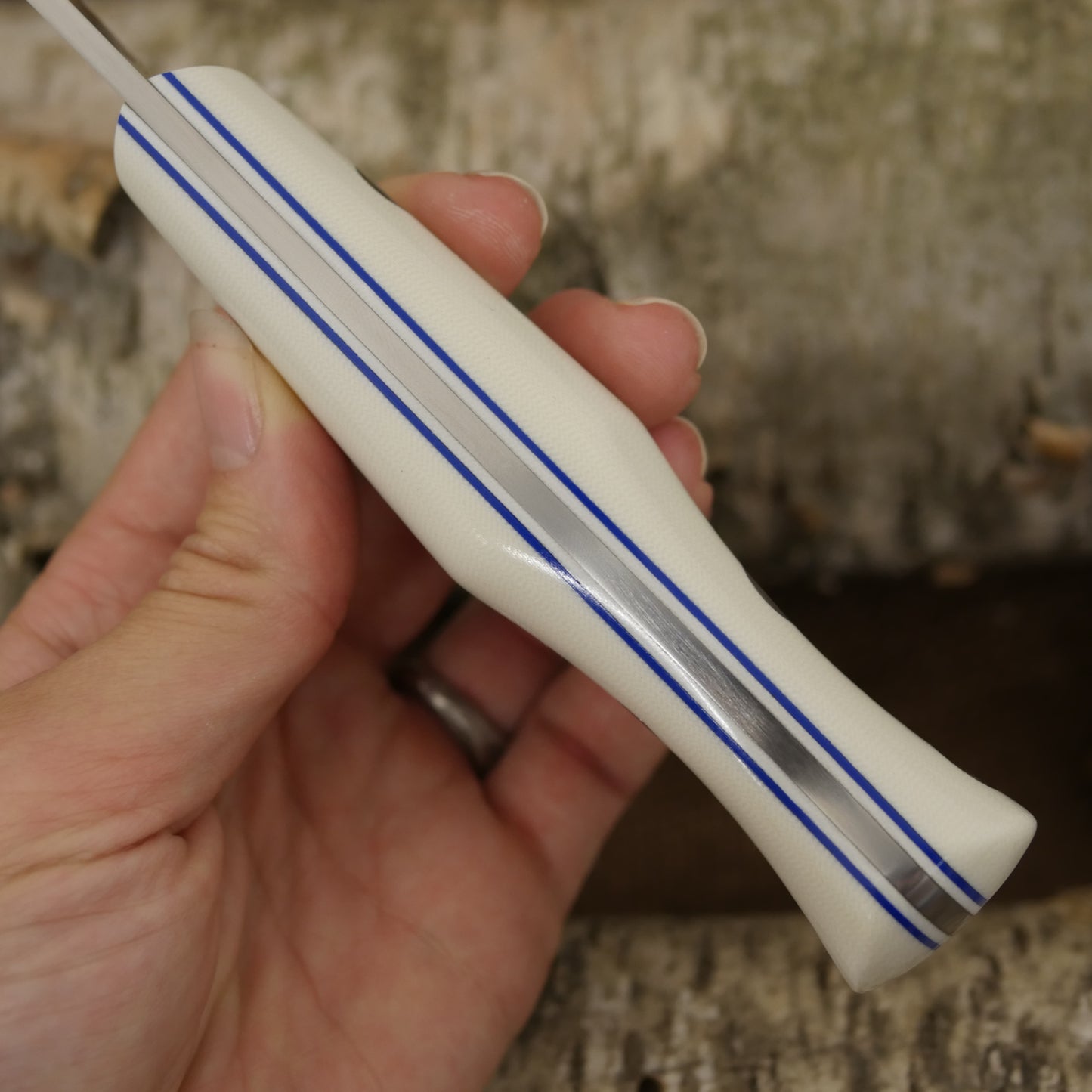 Mountaineer: White G10, Blue & White G10