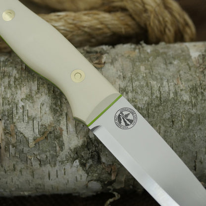 Mountaineer: Ivory Paper & Toxic Green G10