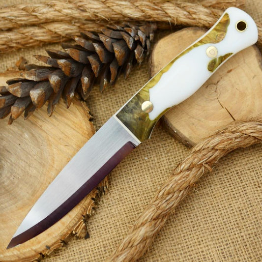Mountaineer: White Shockwood & White Linen