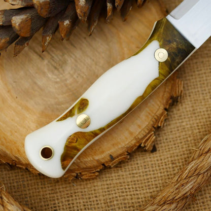 Mountaineer: White Shockwood & White Linen