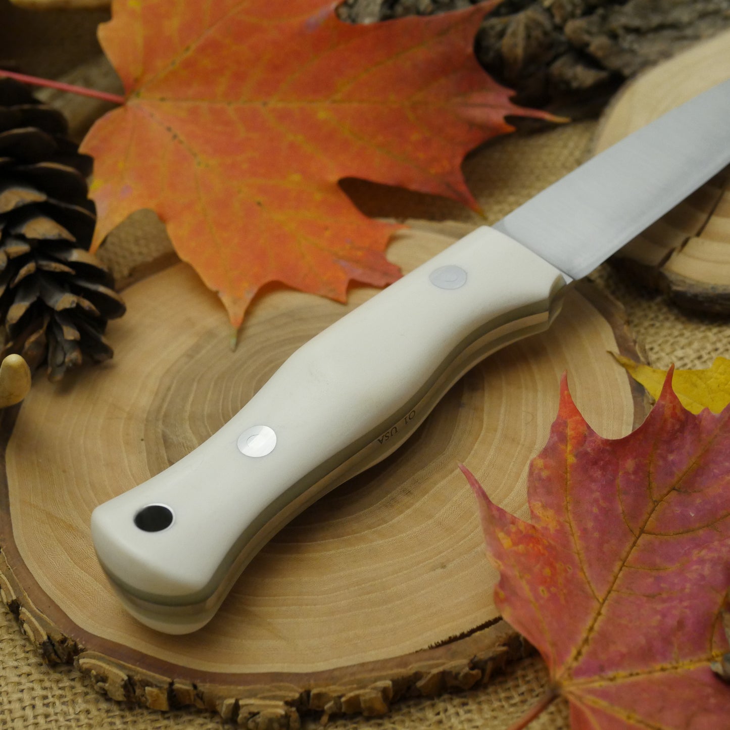 Mountaineer: Convex, White Linen & Moonglow
