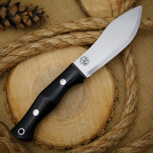 Guide: Black Canvas & Red - Adventure Sworn Bushcraft Co.