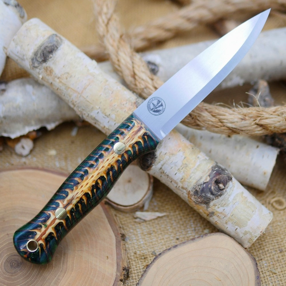 Mountaineer: Green Cast Spruce Cone & Brown G10