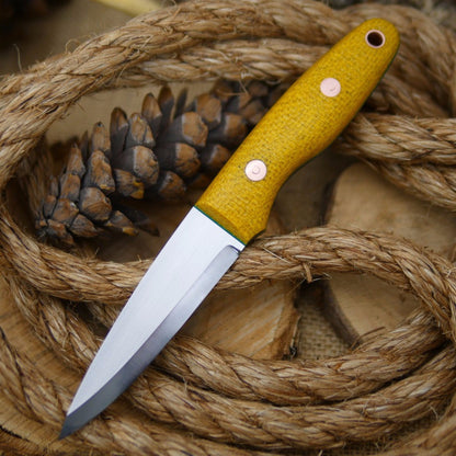 Wayfarer: Yellow Burlap & Kelly Green Liners