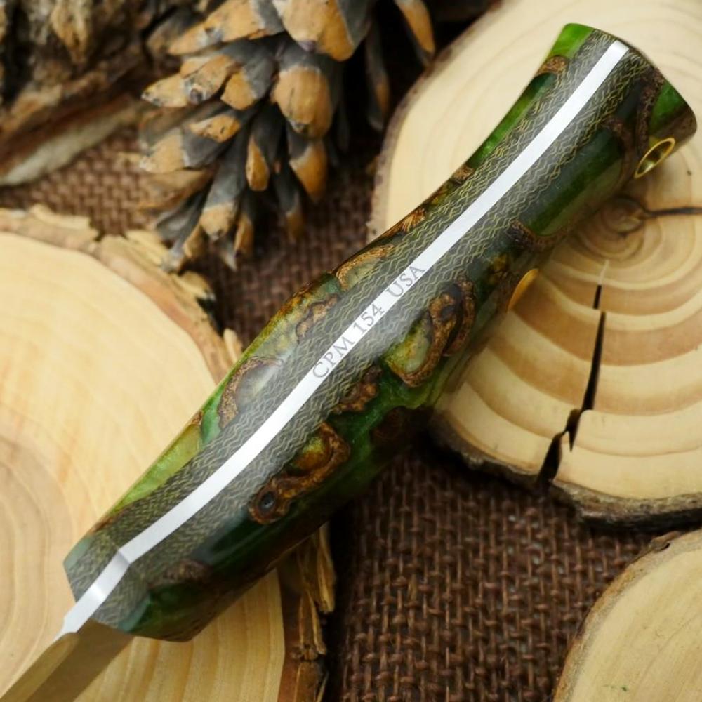 Voyageur: Cast Acorn Husk & Green Canvas