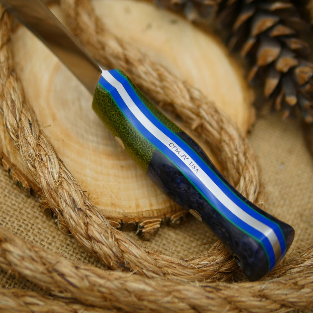 Guide: CPM 3V, Blue Box Elder Burl & Emerald Green Bolster - Adventure Sworn Bushcraft Co.