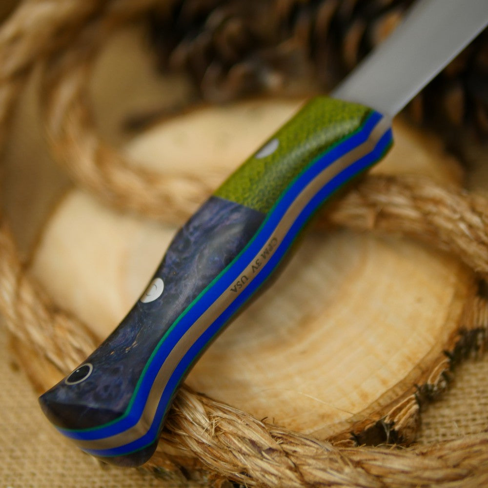 Guide: CPM 3V, Blue Box Elder Burl & Emerald Green Bolster - Adventure Sworn Bushcraft Co.