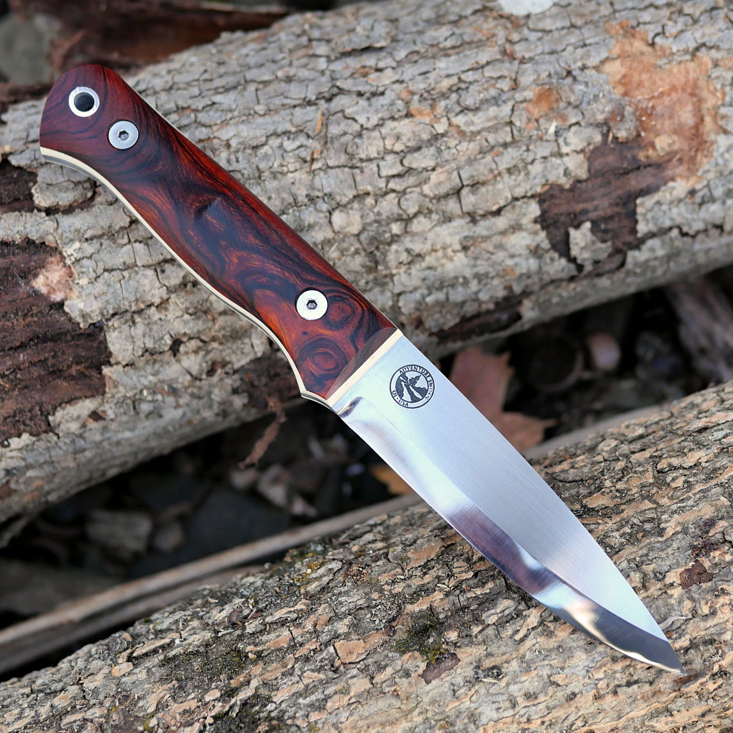 Classic [R]: O1, Ironwood, Ivory G10 Liners