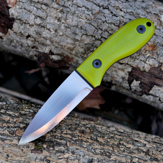Walker [R]: 3V, Toxic Green G10, Black G10 Liners